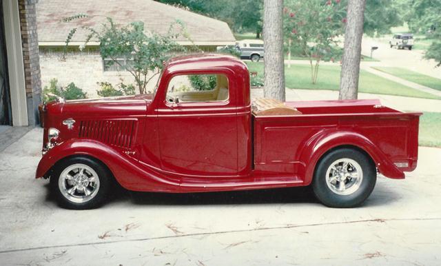 1940 Ford truck on chevy s 10 frame