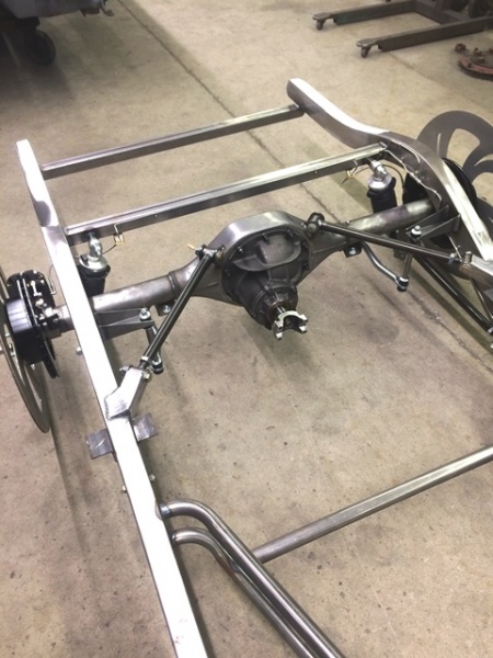 Progressive Automotive 1941-48 Chevrolet chassis with Triangulated 4-bar, Ride Tech HQ ShockWaves and Wilwood brakes